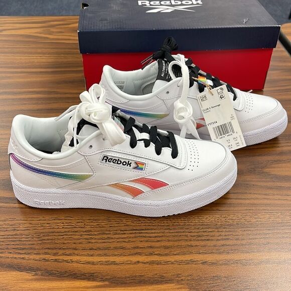 Reebok - C Revenge Tennis Shoes. NWTs. Sold out! Men’s 6.5 - Picture 2 of 5